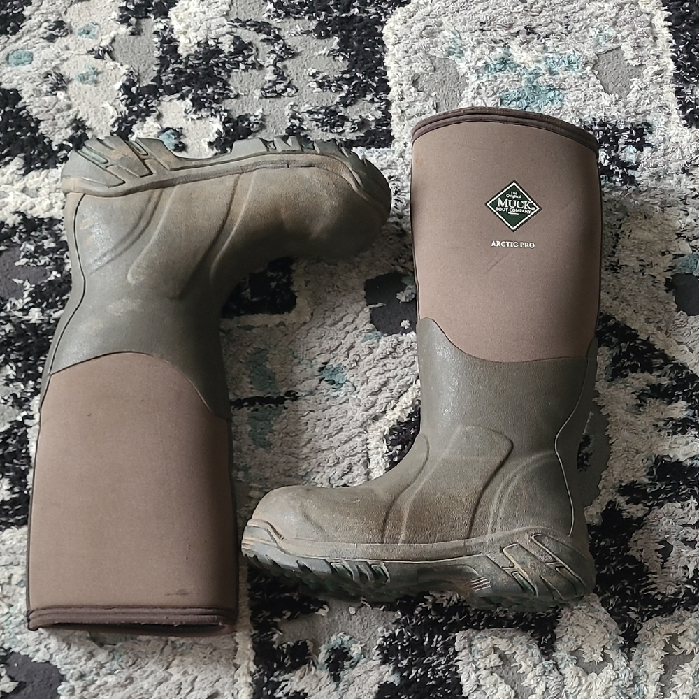 Muck Arctic Pro Brown Boots